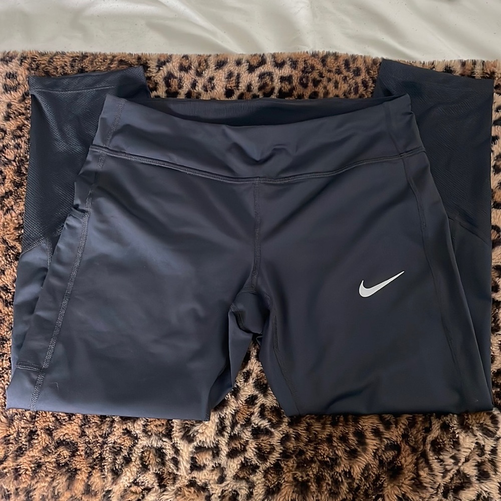 Nike dri-fit capris